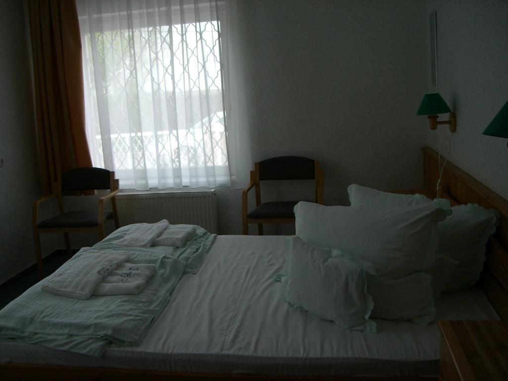 Napfuerdo Vendeghaz Hotell Mezőkövesd Eksteriør bilde